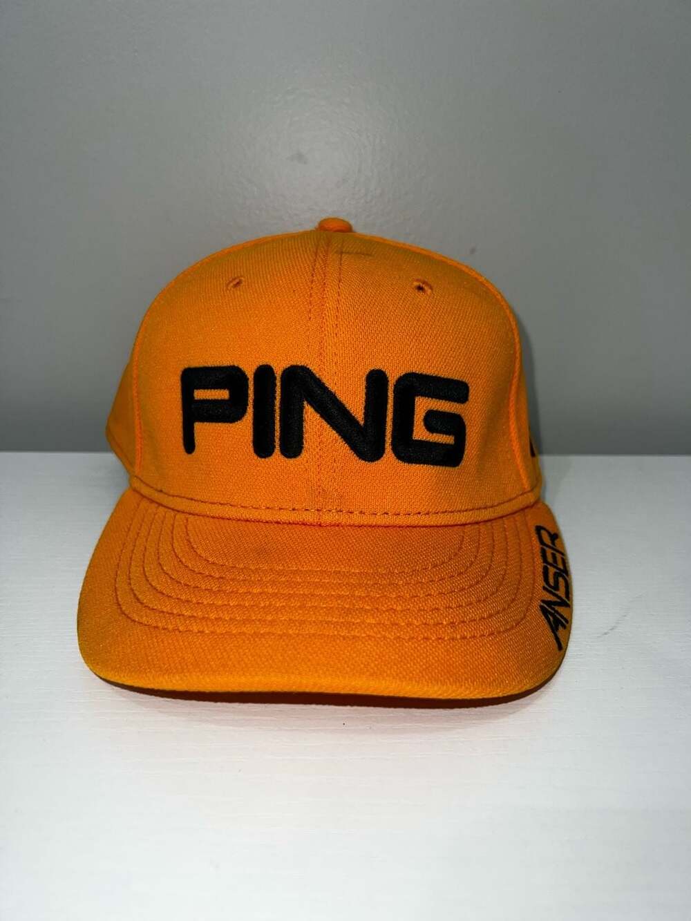 Under Armour Ping Anser Mens Fitted Hat Size MD/LG Orange